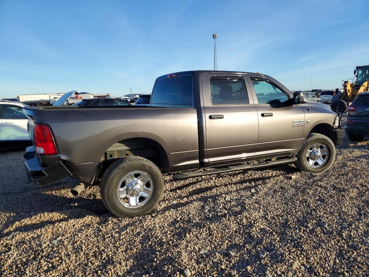 2018 RAM 2500 ST photo 3