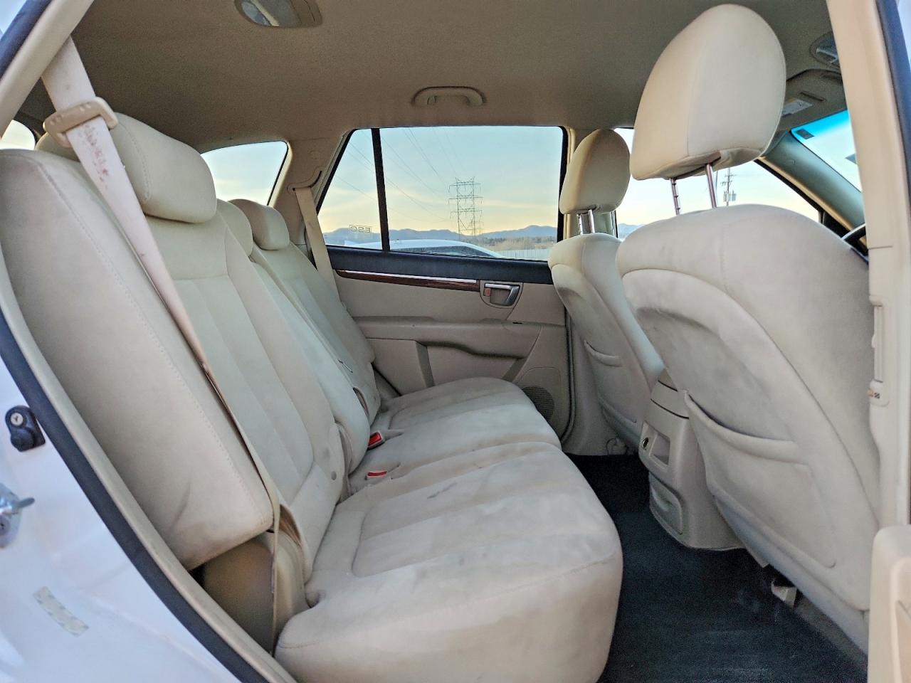 2009 HYUNDAI SANTA FE SE photo 11