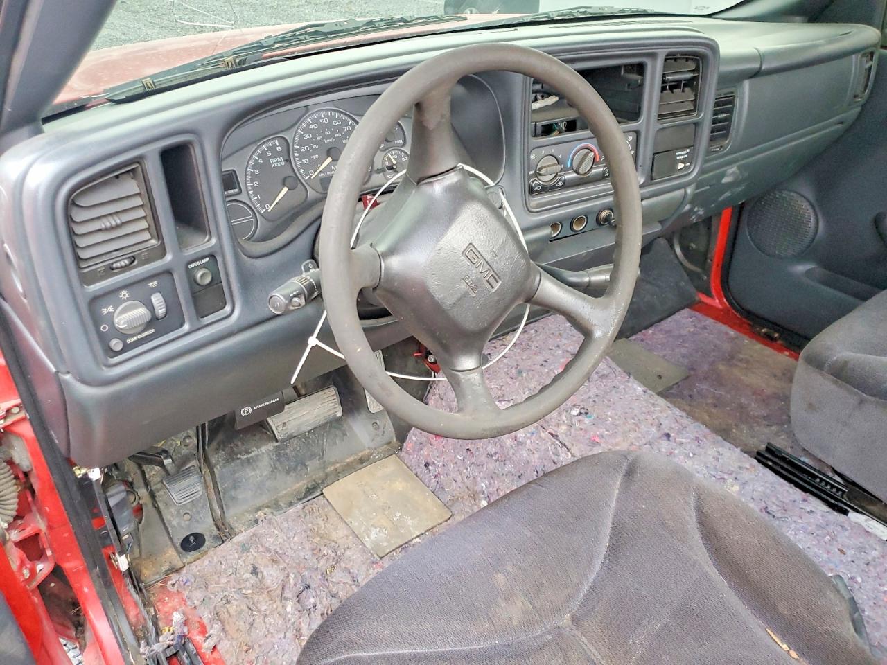 2002 GMC NEW SIERRA C1500 photo 8