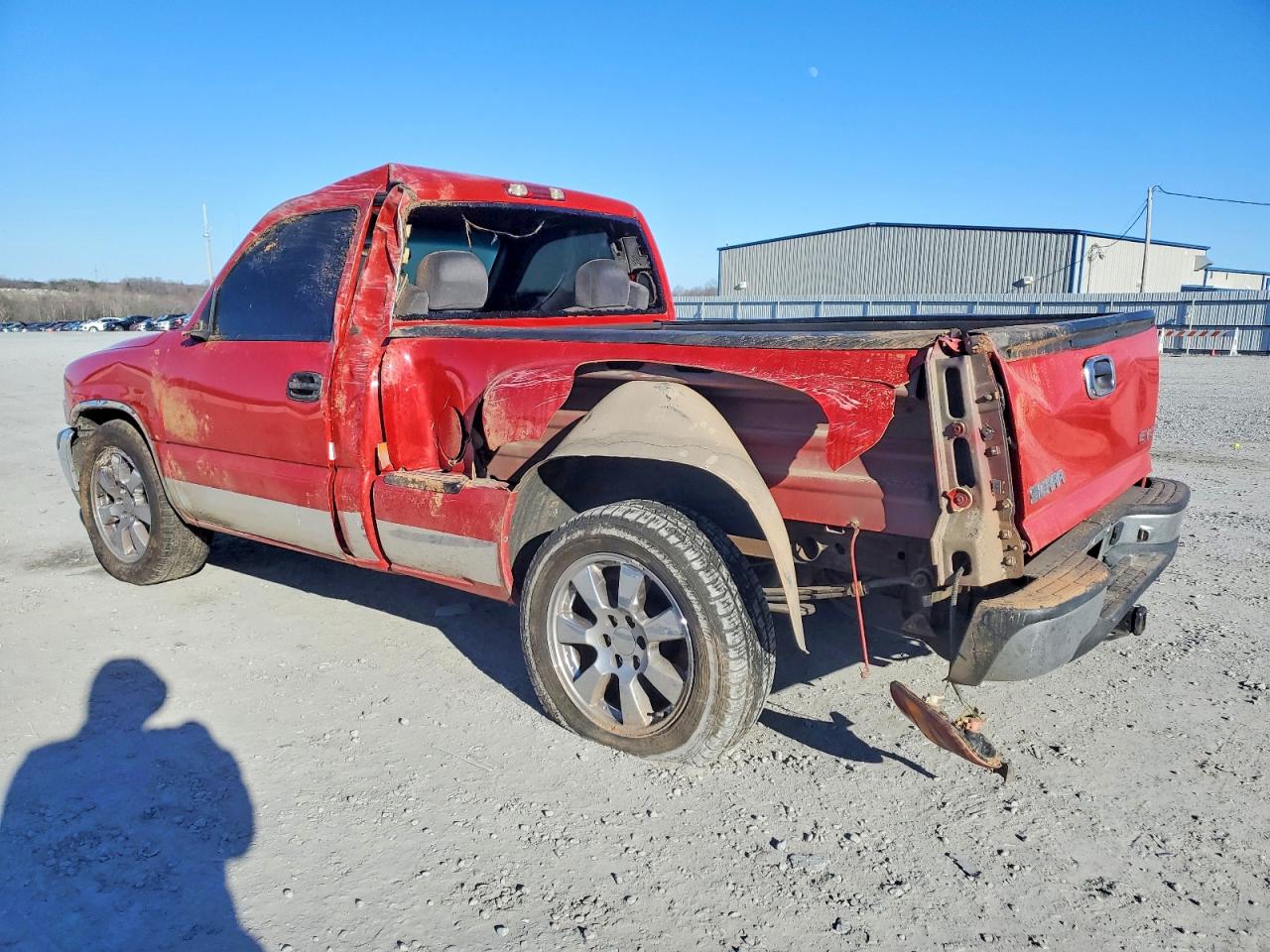 2002 GMC NEW SIERRA C1500 photo 2