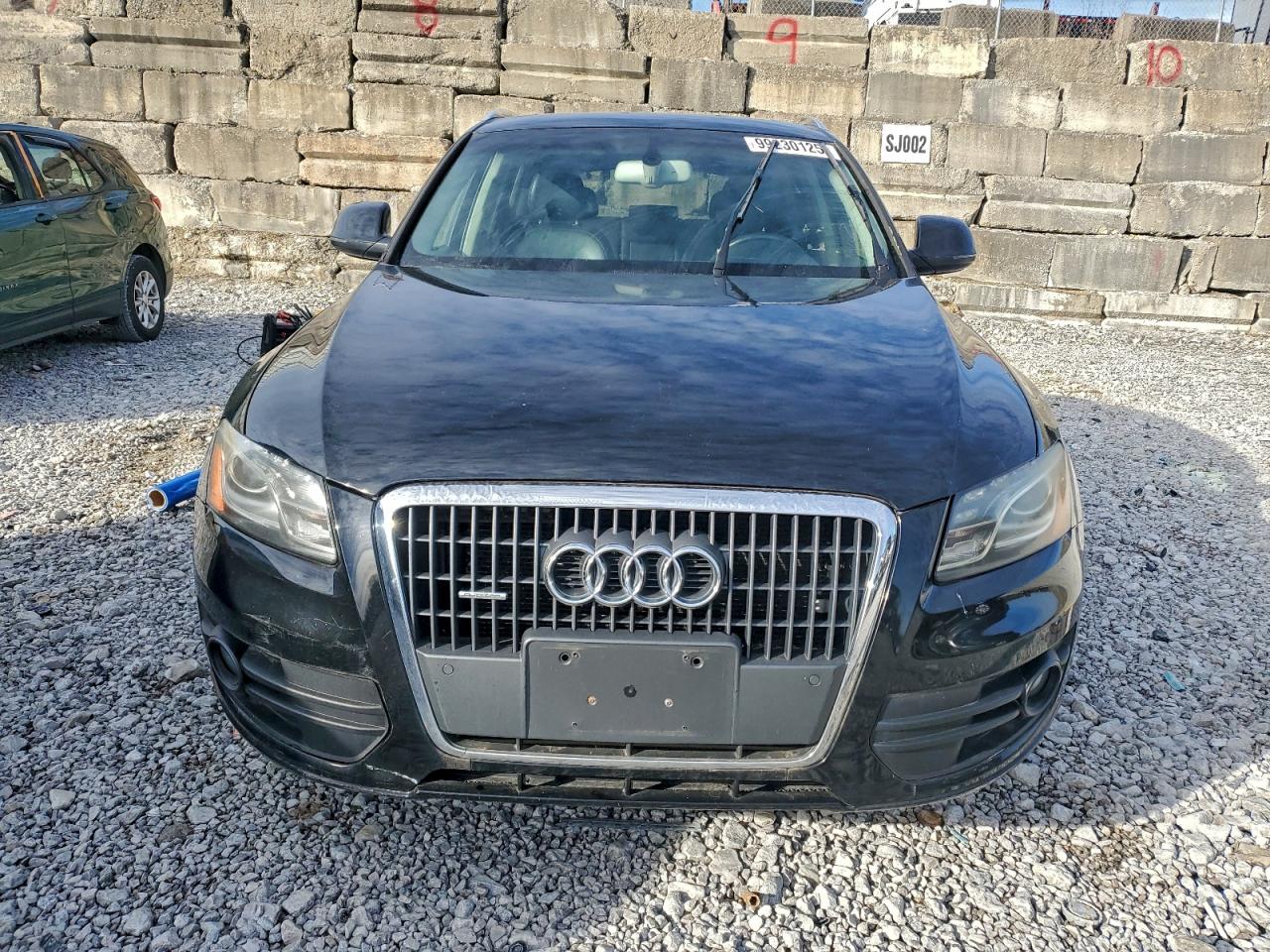 2012 AUDI Q5 PREMIUM PLUS photo 5