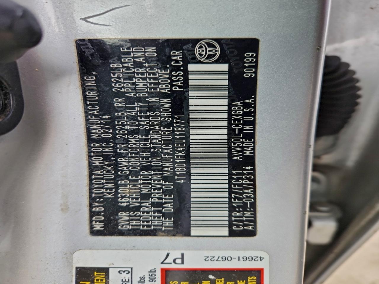 2014 TOYOTA CAMRY HYBRID photo 12
