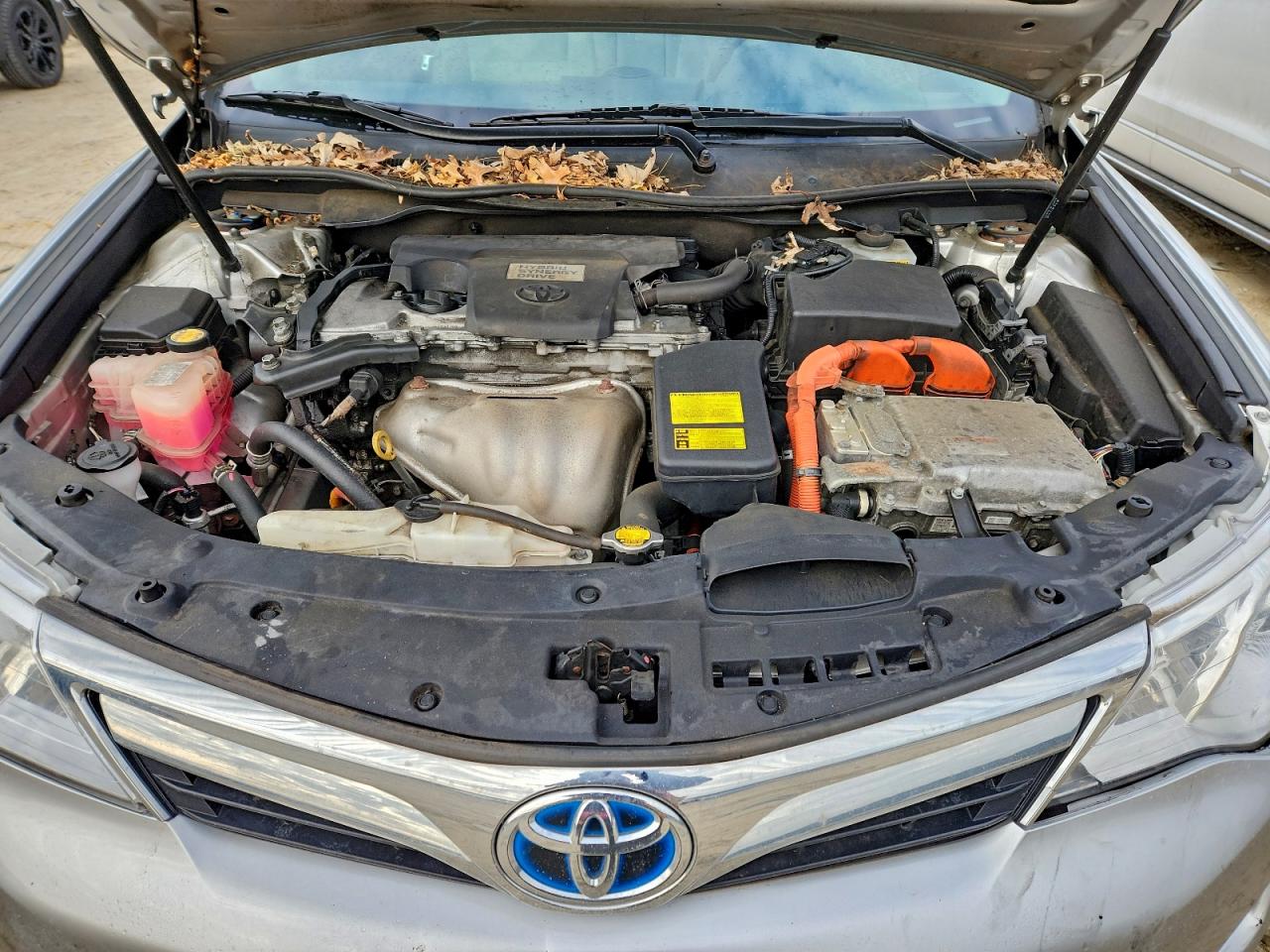 2014 TOYOTA CAMRY HYBRID photo 11