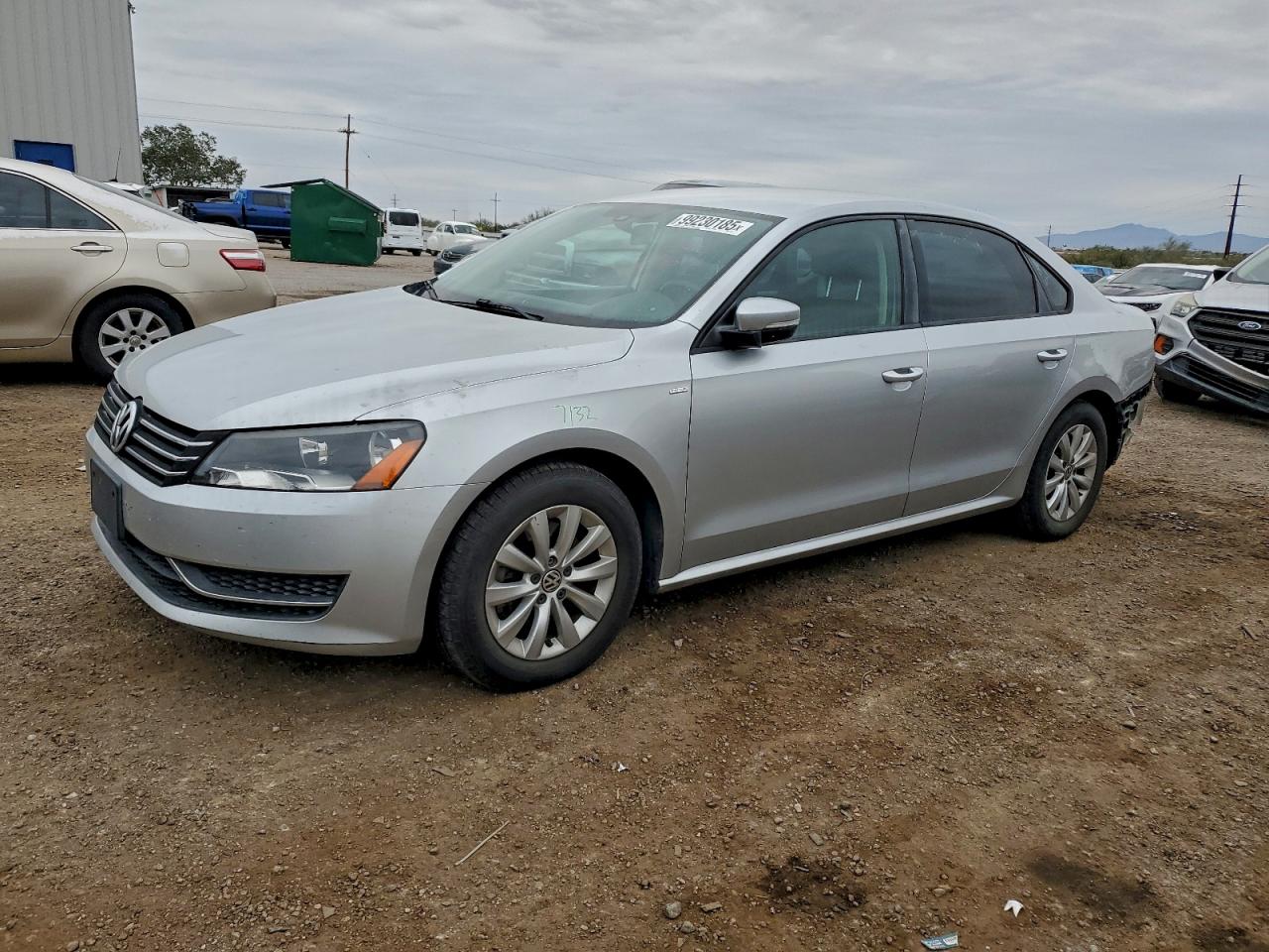 2014 VOLKSWAGEN PASSAT
