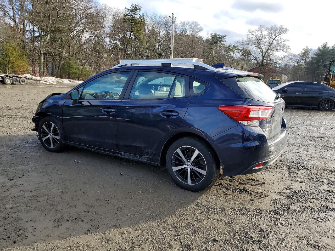 2019 SUBARU IMPREZA PREMIUM photo 2