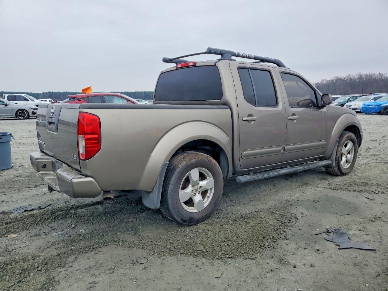 2006 NISSAN FRONTIER CREW CAB LE photo 3
