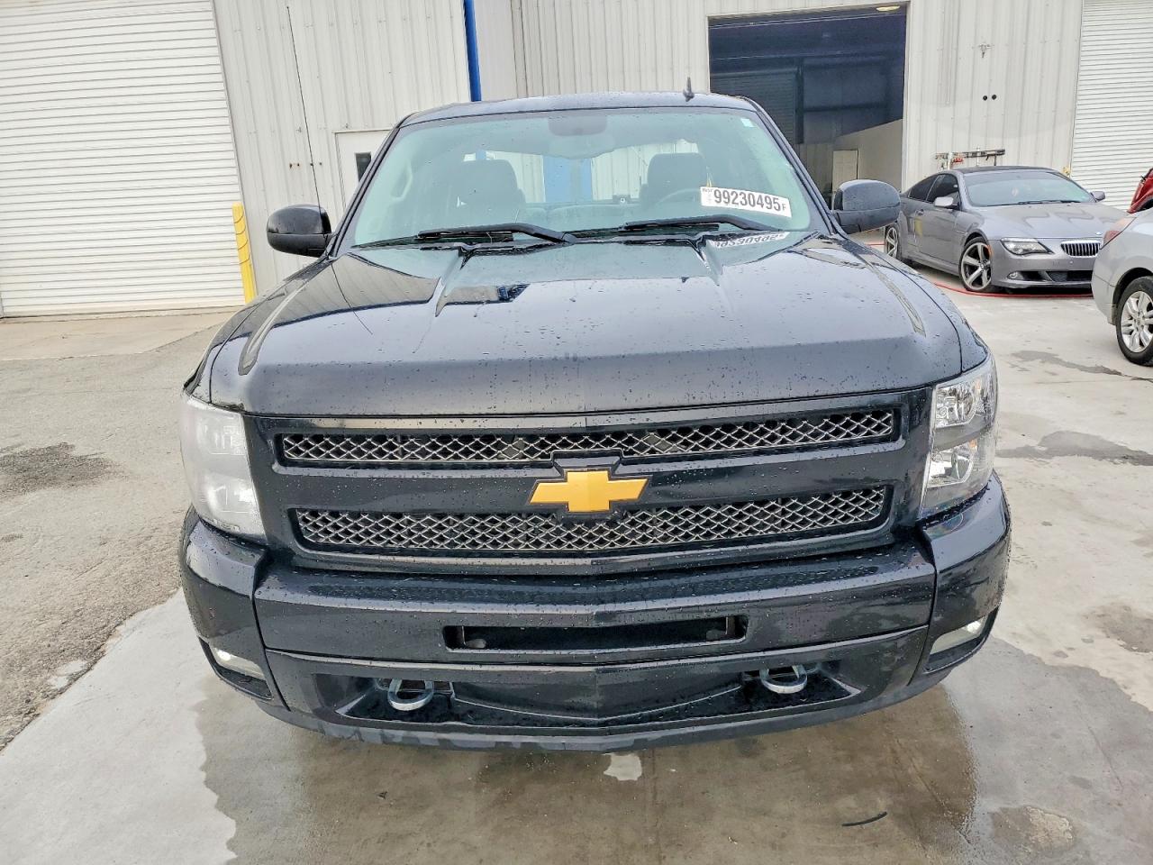2010 CHEVROLET SILVERADO K1500 LT photo 5