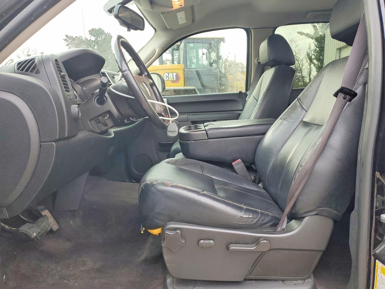 2010 CHEVROLET SILVERADO K1500 LT photo 7