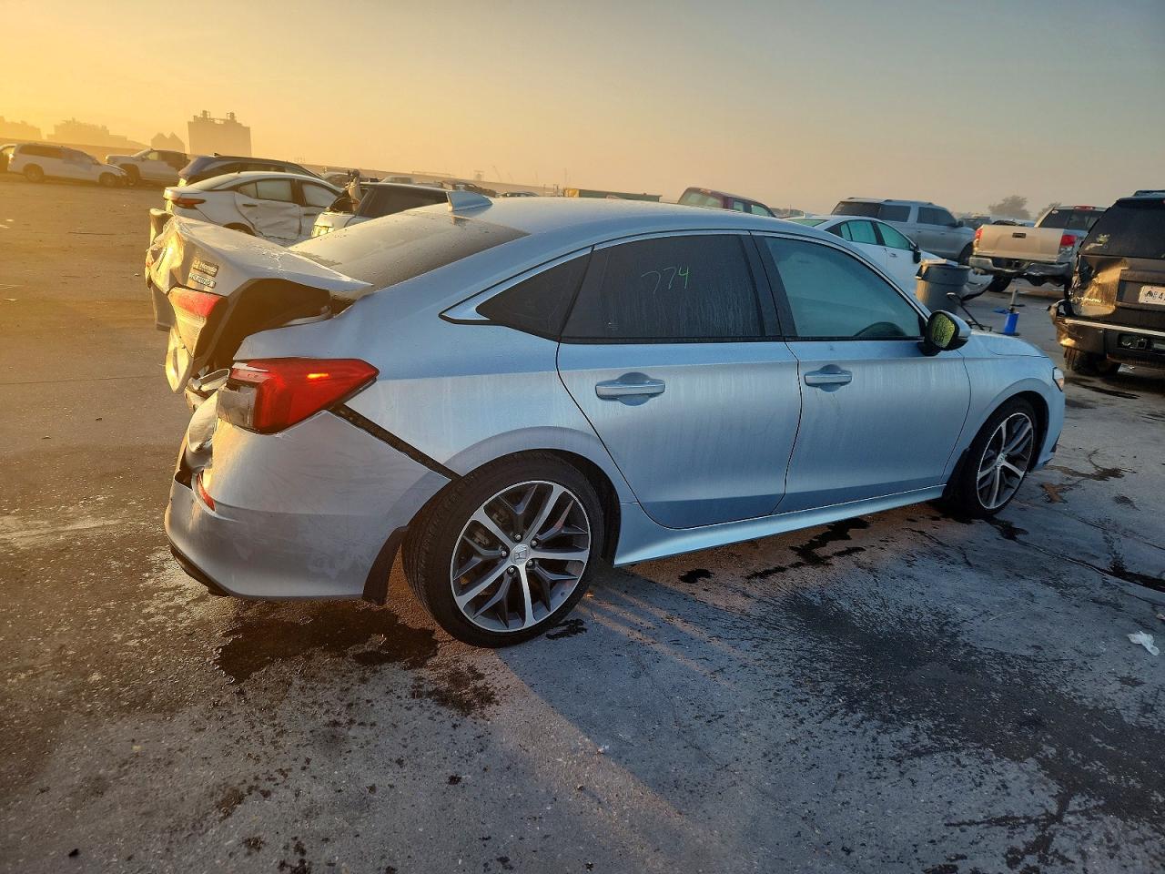 2022 HONDA CIVIC TOURING photo 3