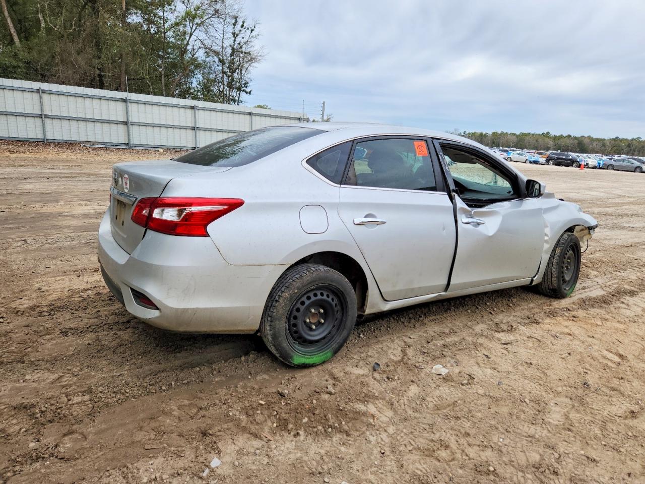 2019 NISSAN SENTRA S photo 5