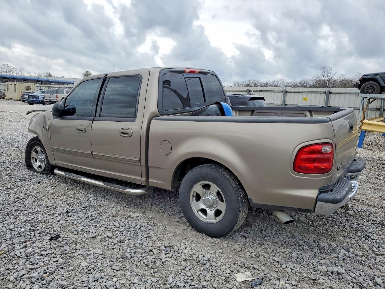 2003 FORD F150 SUPERCREW photo 2