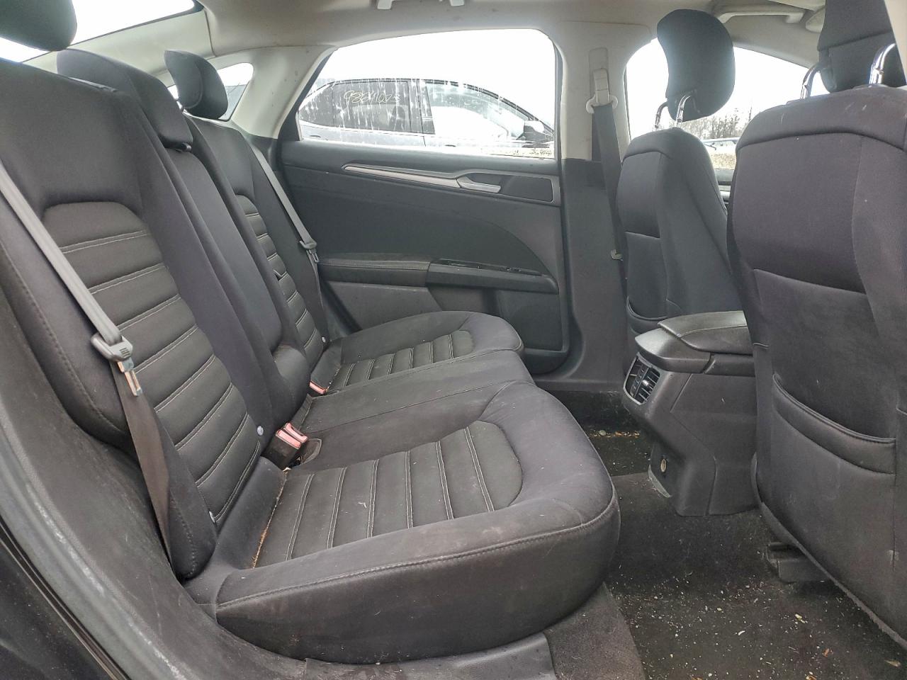 2013 FORD FUSION SE photo 10