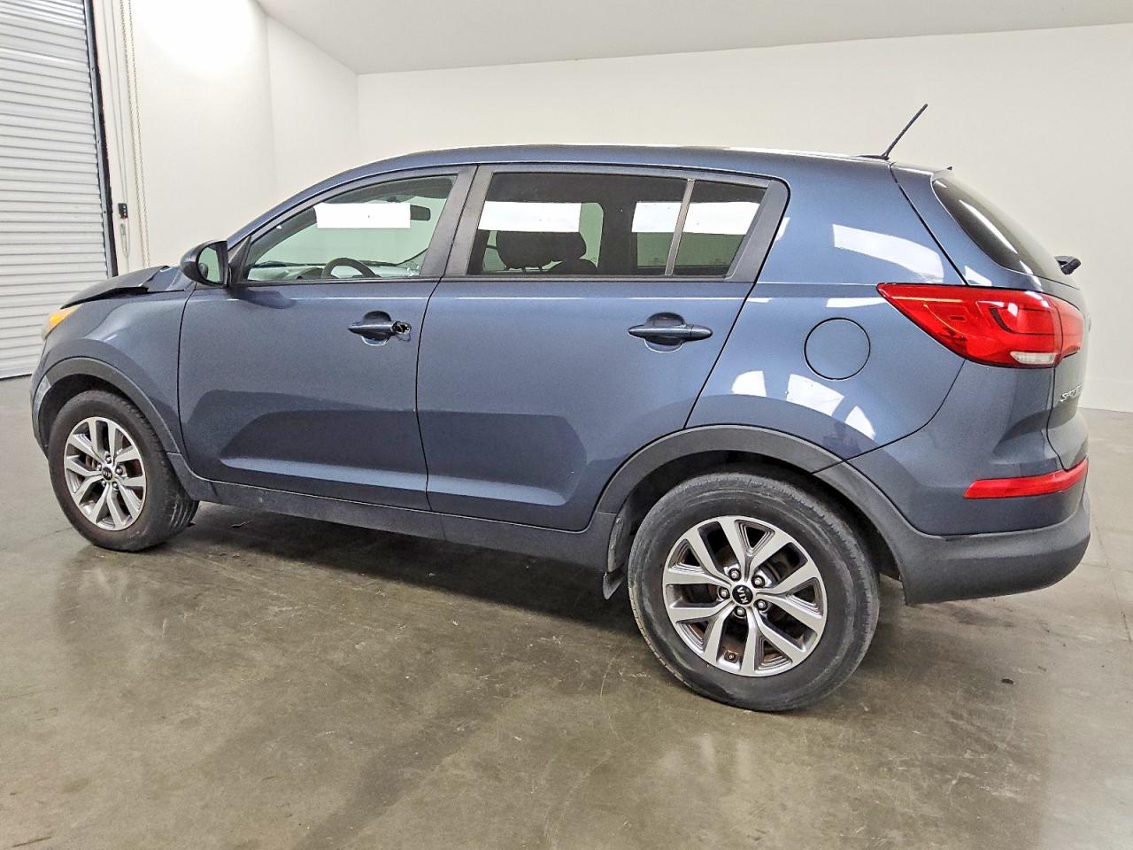 2016 KIA SPORTAGE LX photo 2