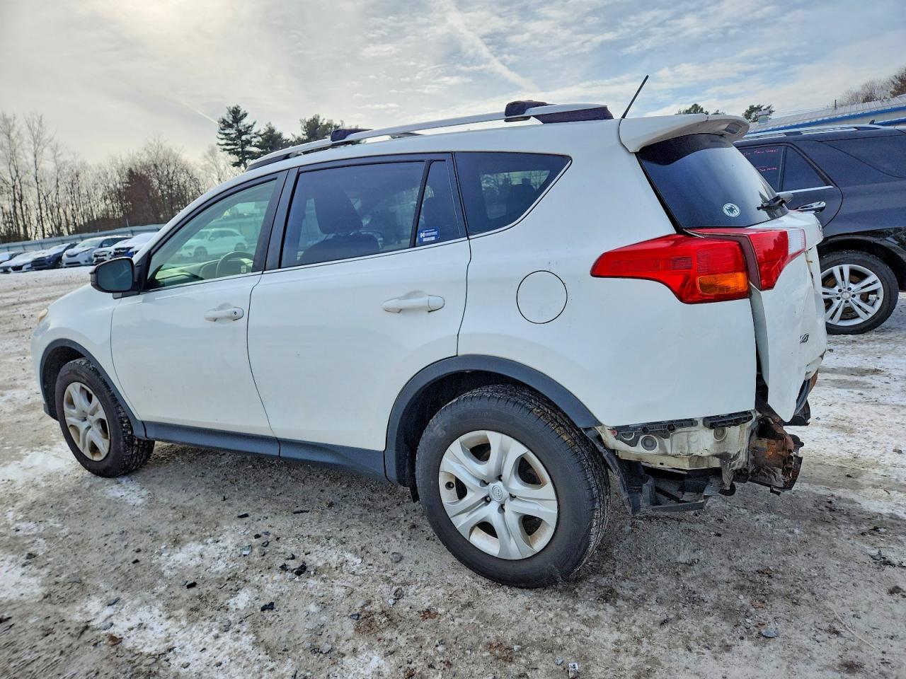 2015 TOYOTA RAV4 LE photo 2