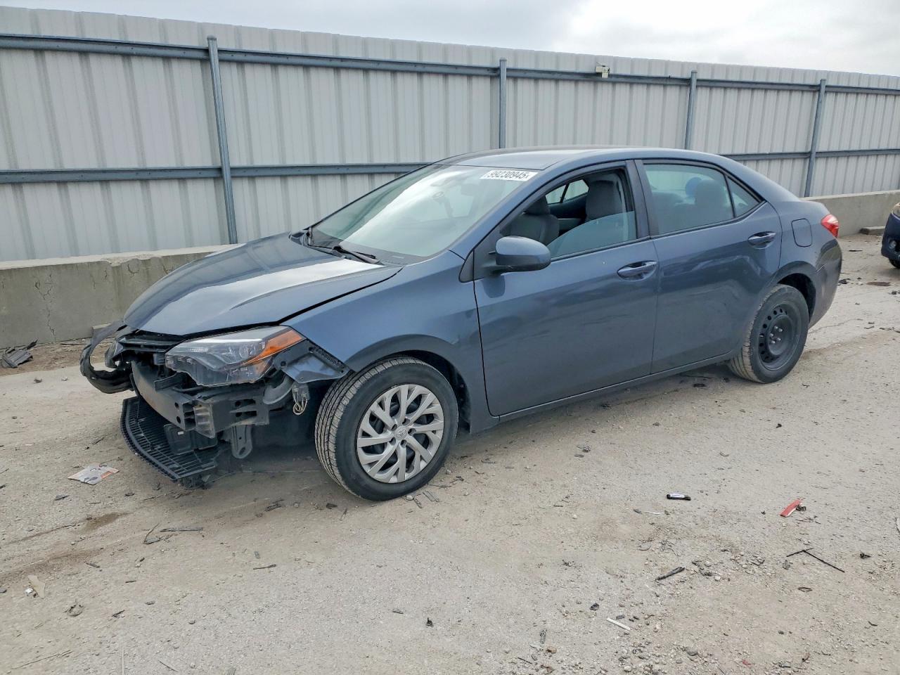 2017 TOYOTA COROLLA
