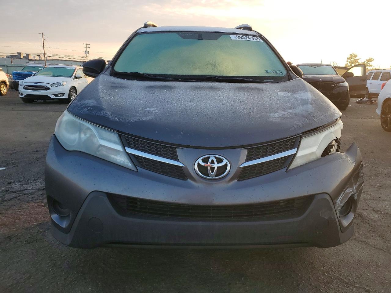 2013 TOYOTA RAV4 LE photo 5