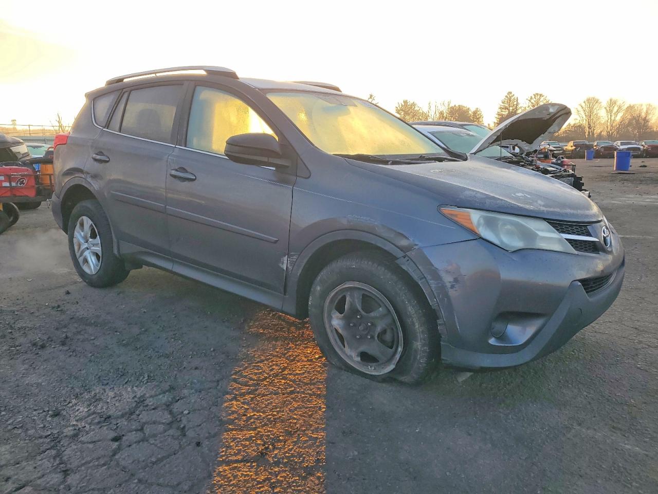 2013 TOYOTA RAV4 LE photo 4