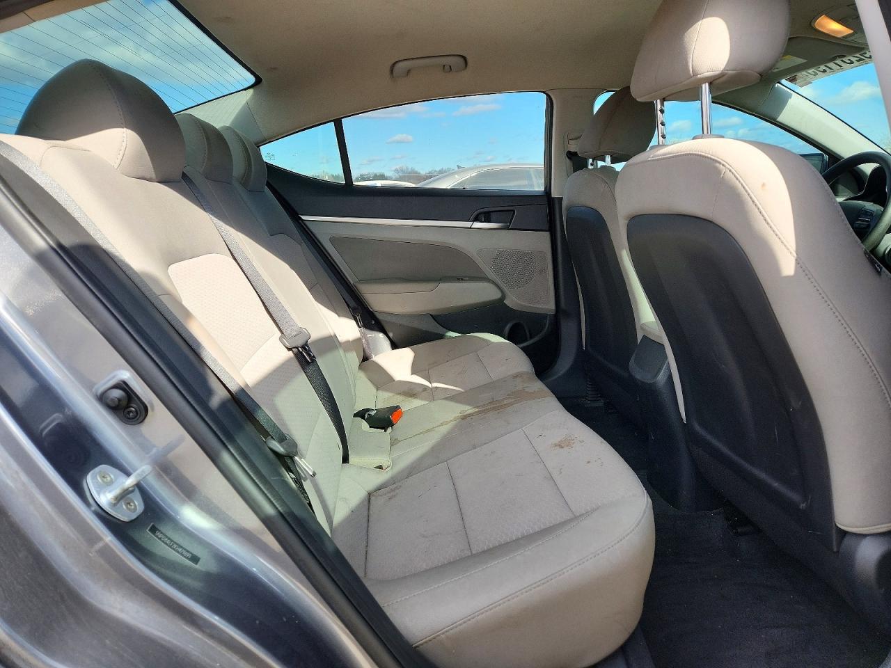 2019 HYUNDAI ELANTRA SEL photo 10