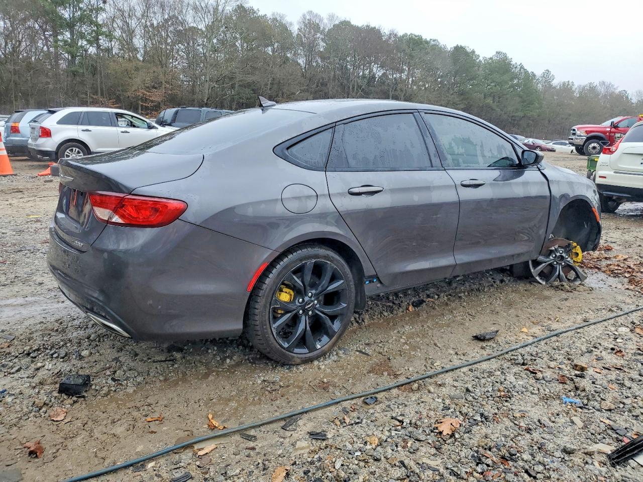 2016 CHRYSLER 200 S photo 3