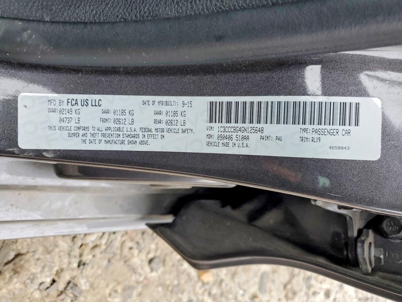 2016 CHRYSLER 200 S photo 13