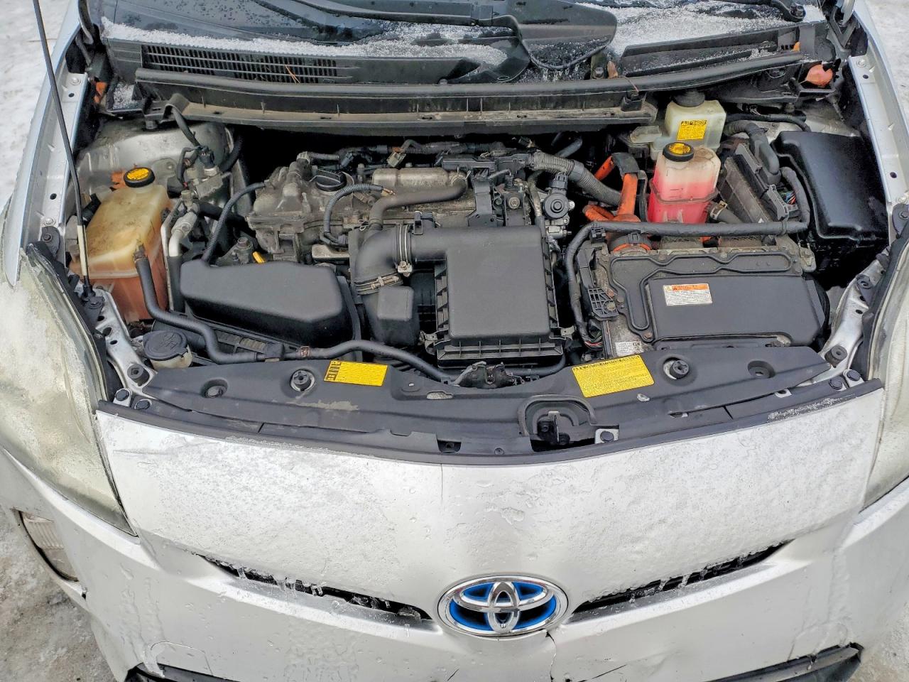 2013 TOYOTA PRIUS photo 11