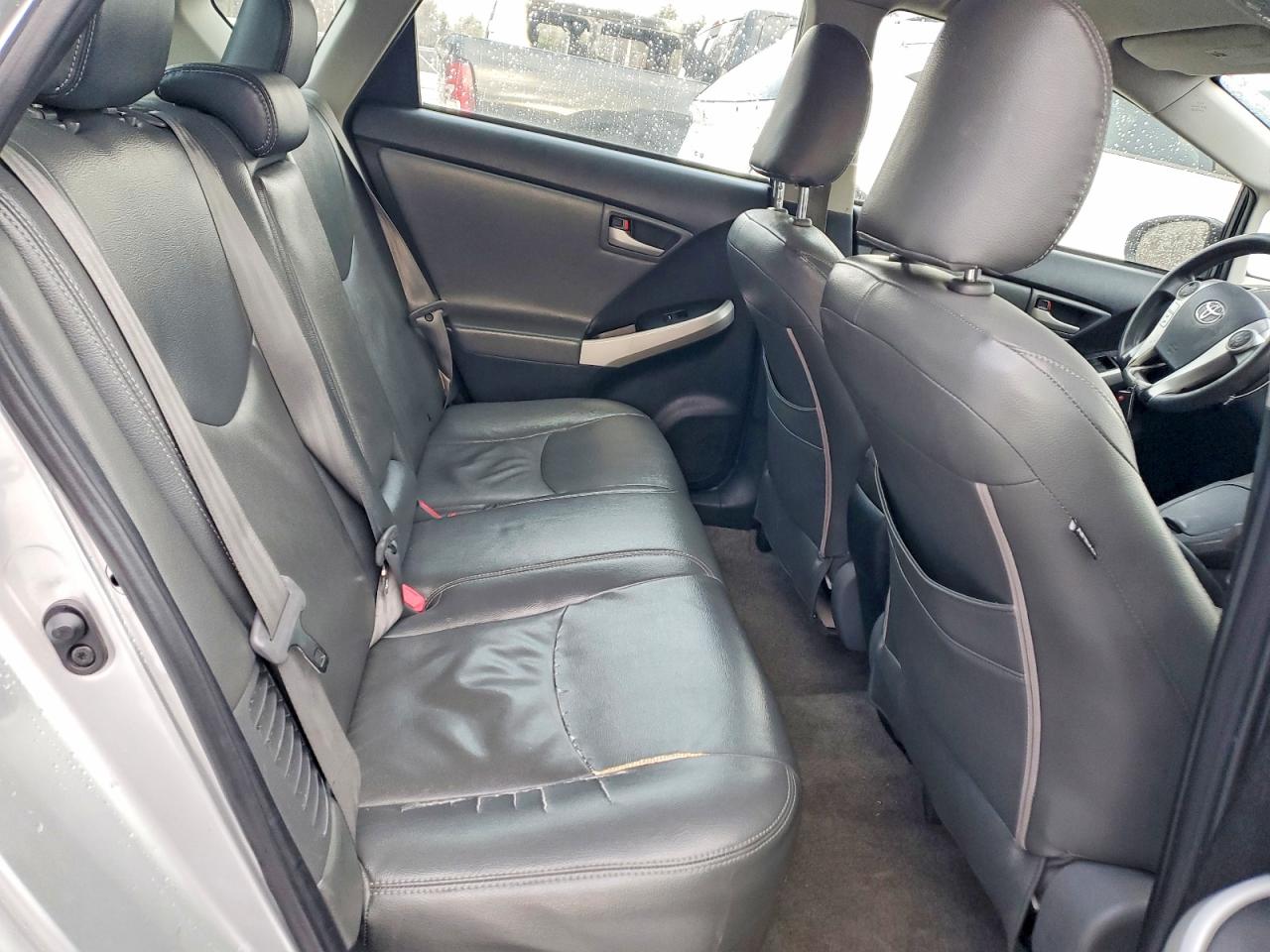 2013 TOYOTA PRIUS photo 10