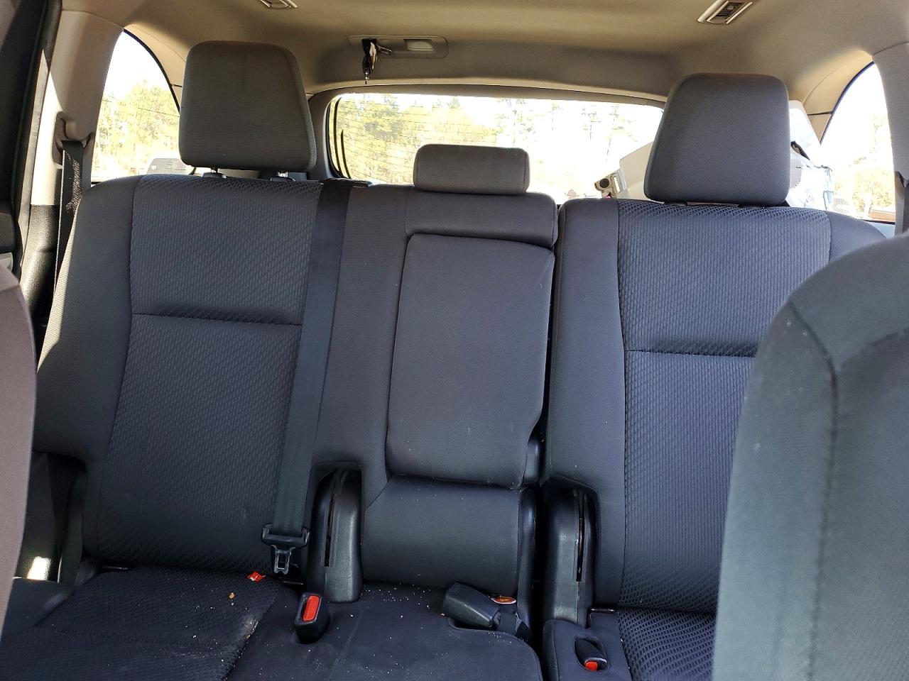 2019 TOYOTA HIGHLANDER LE photo 10