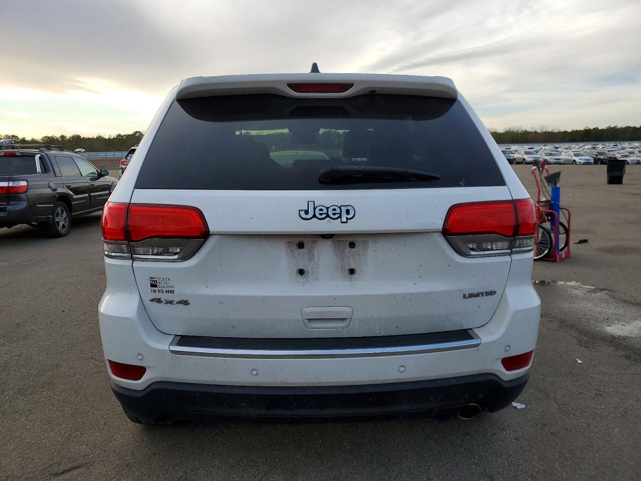 2018 JEEP GRAND CHEROKEE LIMITED photo 6