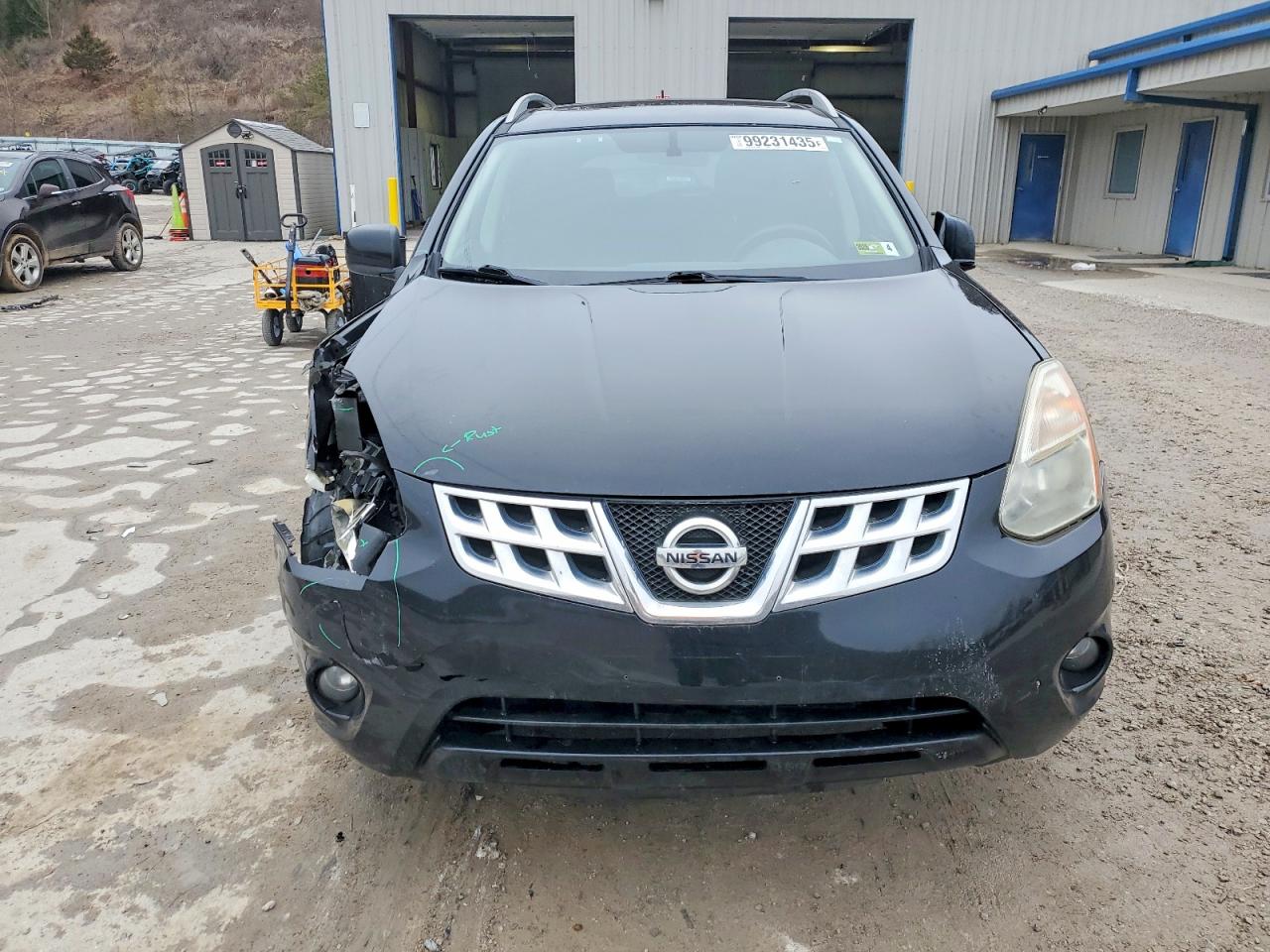 2013 NISSAN ROGUE S photo 5
