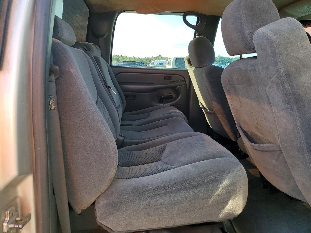 2006 CHEVROLET SILVERADO C1500 photo 10