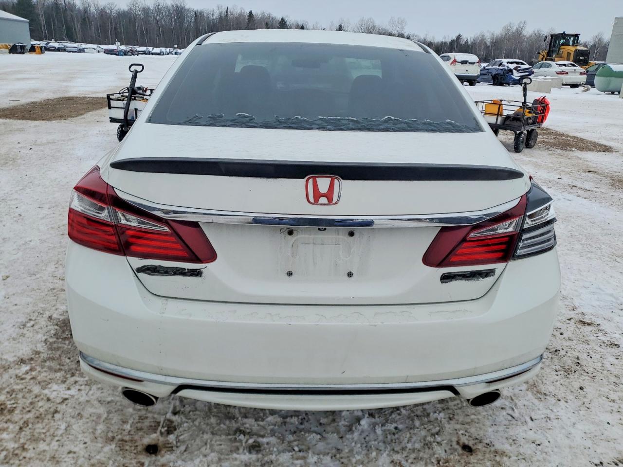 2017 HONDA ACCORD SPORT photo 6