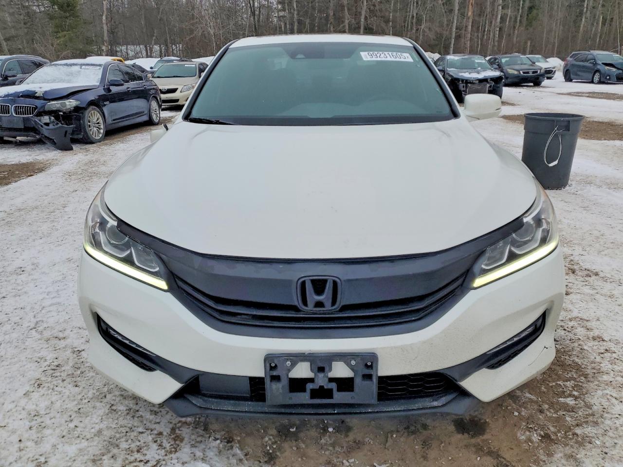 2017 HONDA ACCORD SPORT photo 5