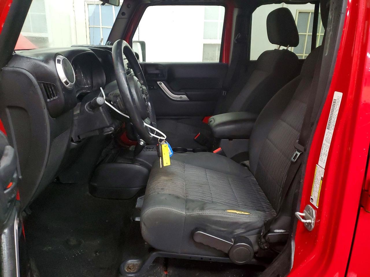 2011 JEEP WRANGLER UNLIMITED SAHARA photo 7