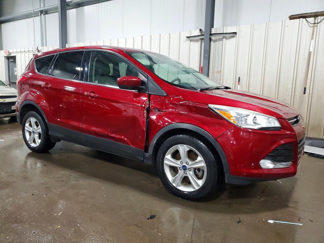 2015 FORD ESCAPE SE photo 4