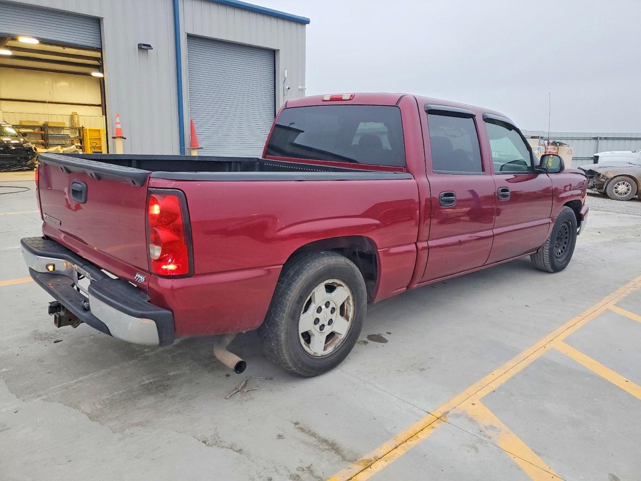 2006 CHEVROLET SILVERADO C1500 photo 3