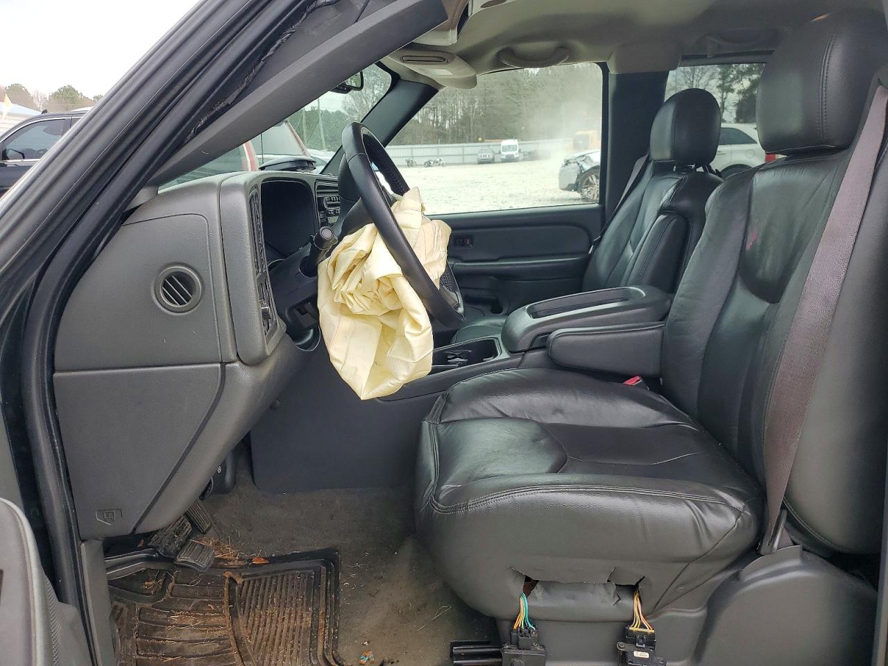 2004 CHEVROLET SILVERADO K1500 photo 7