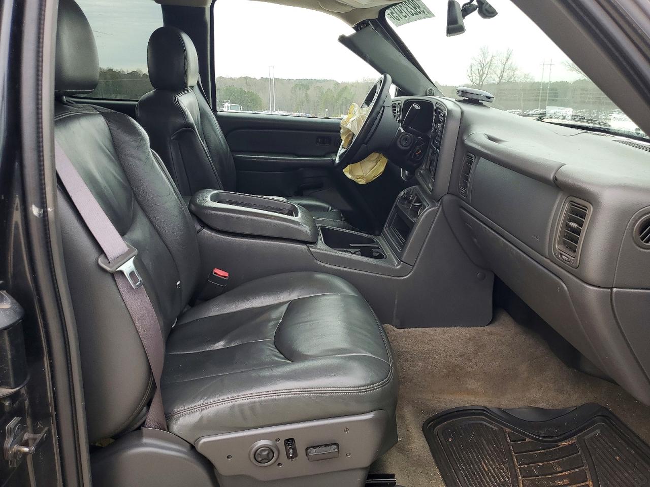 2004 CHEVROLET SILVERADO K1500 photo 10