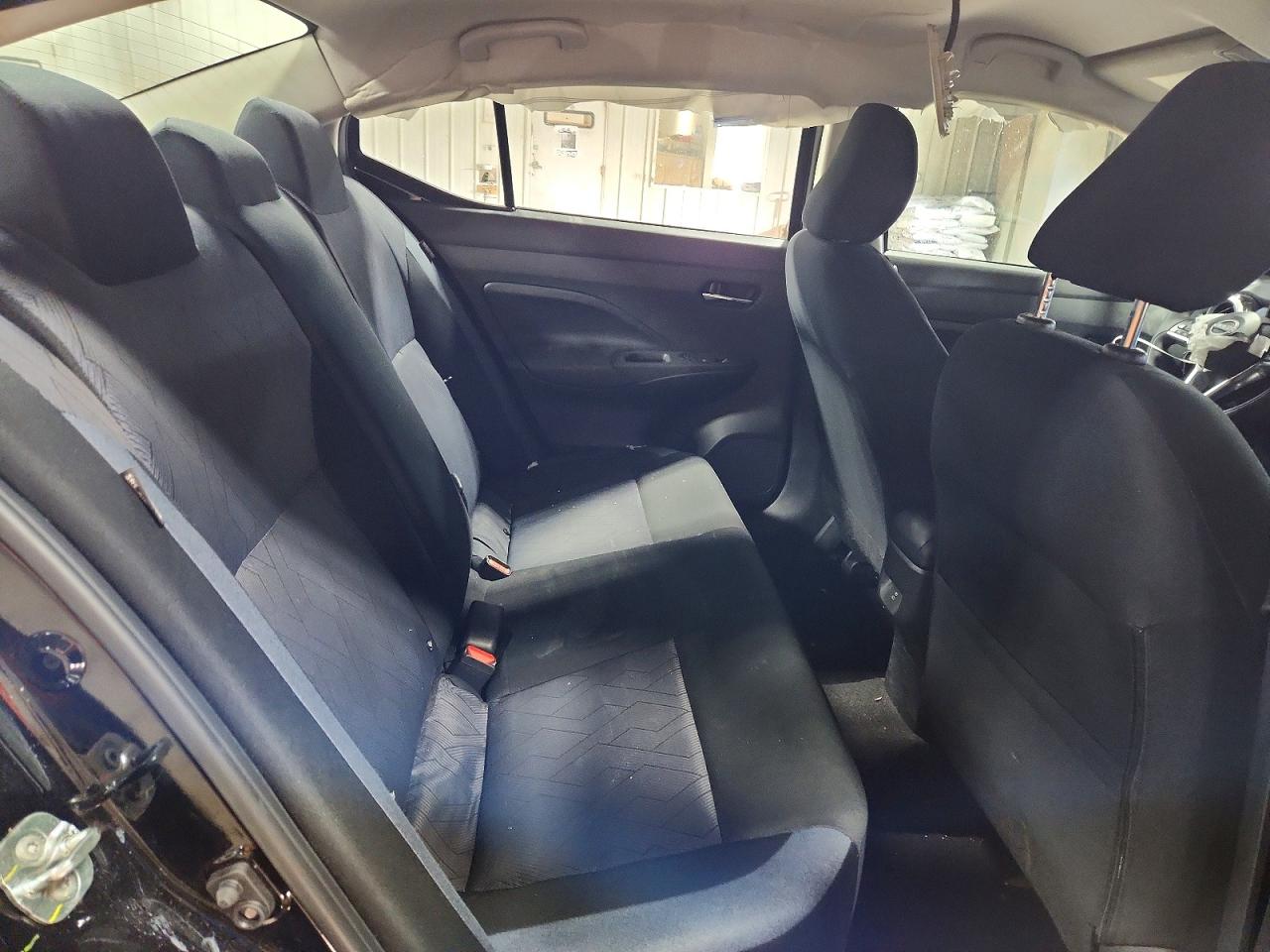 2025 NISSAN VERSA SV photo 10