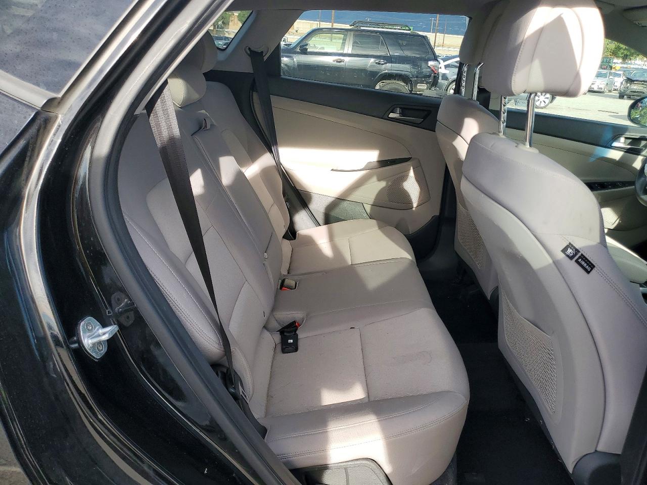 2018 HYUNDAI TUCSON SEL photo 31