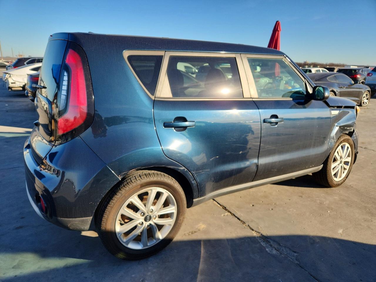 2017 KIA SOUL + photo 3