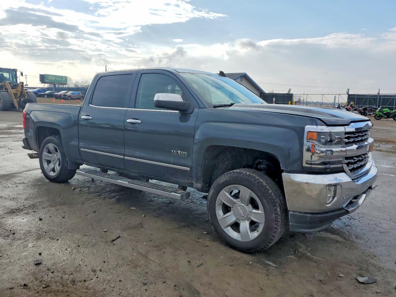2018 CHEVROLET SILVERADO K1500 LTZ photo 4