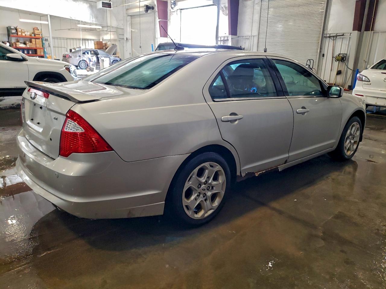 2010 FORD FUSION SE photo 3