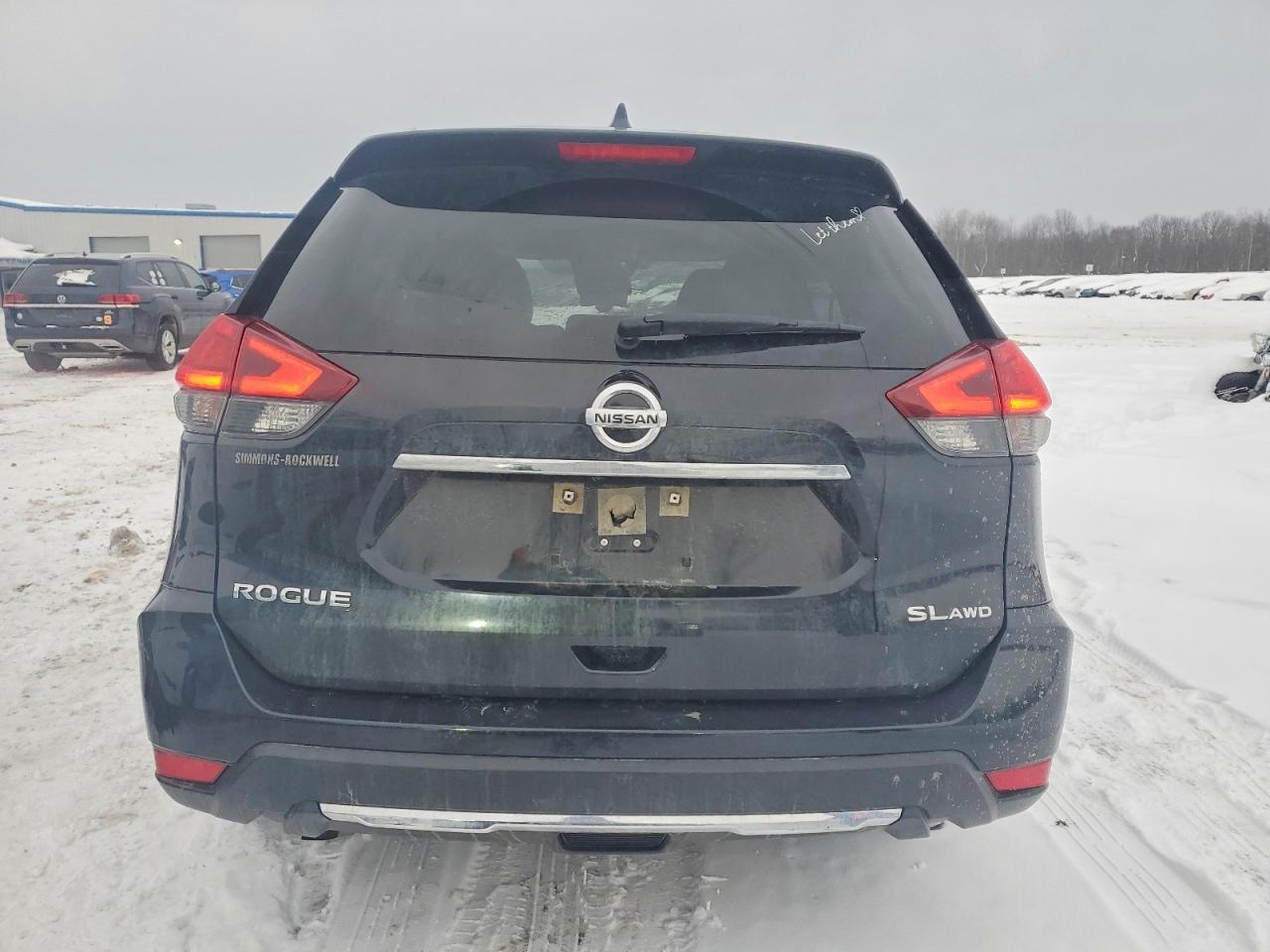 2017 NISSAN ROGUE S photo 6
