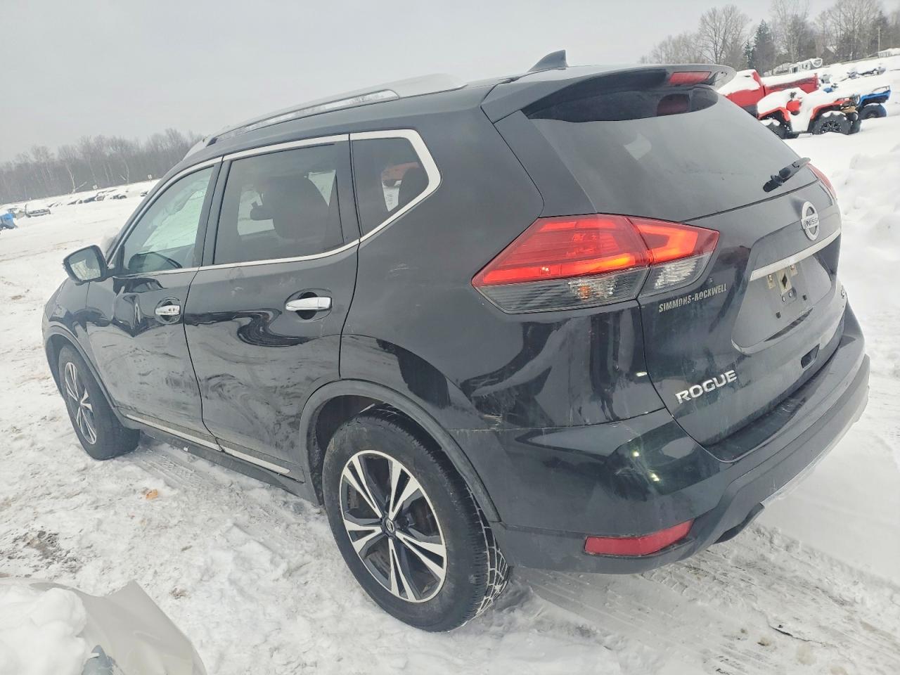 2017 NISSAN ROGUE S photo 2