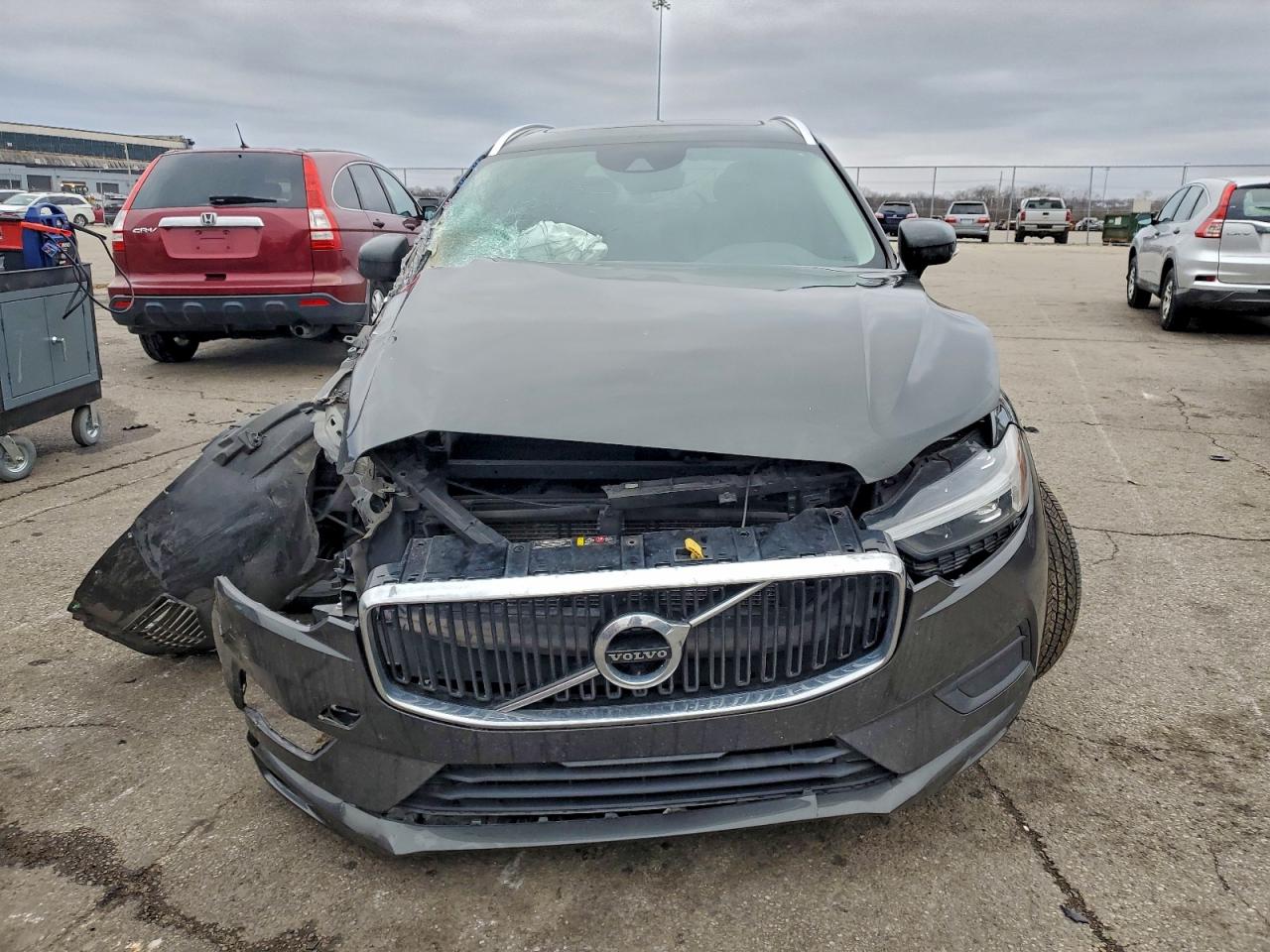 2021 VOLVO XC60 T5 MOMENTUM photo 5