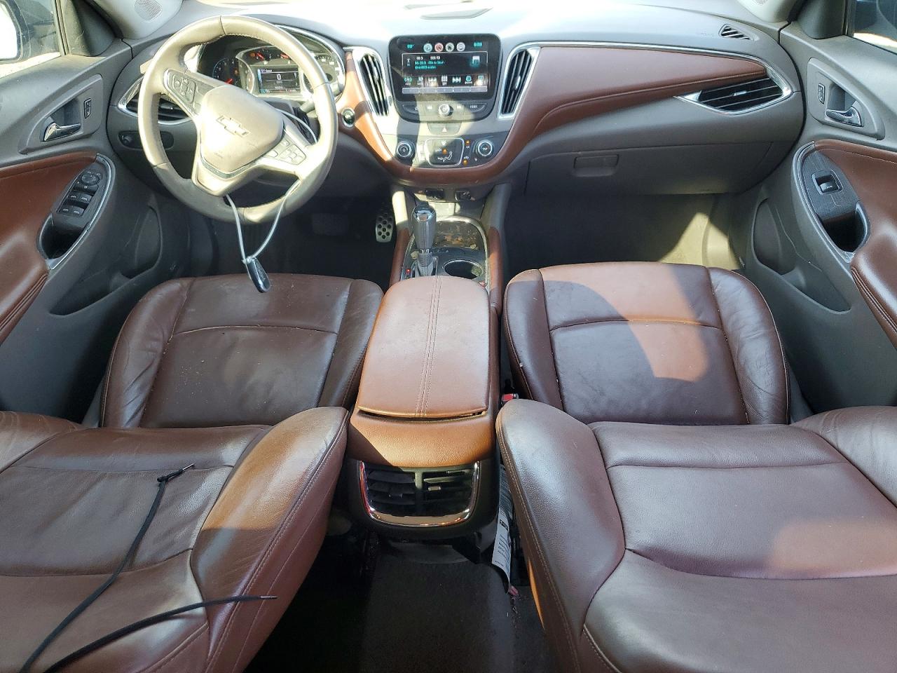 2017 CHEVROLET MALIBU LT photo 8