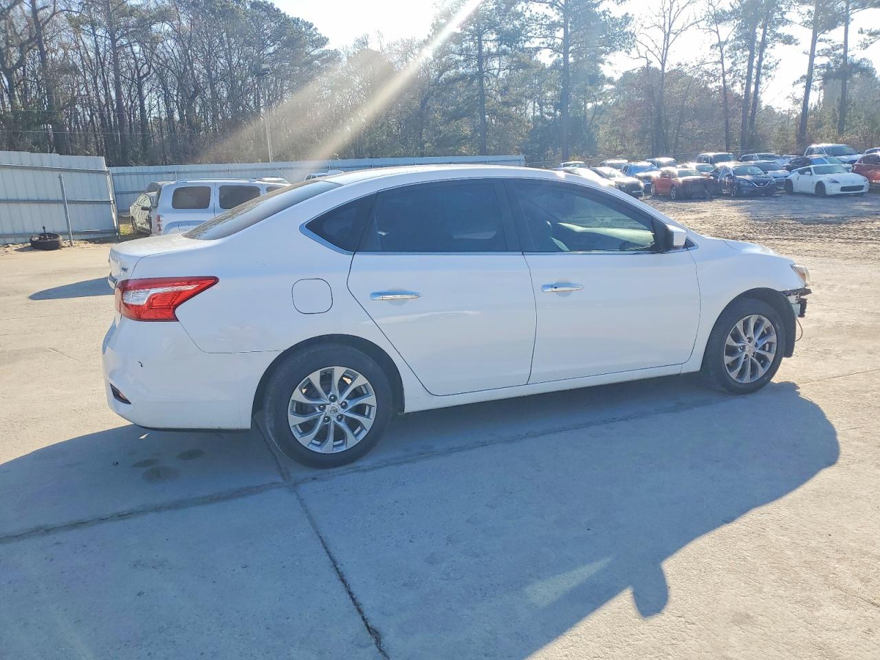 2019 NISSAN SENTRA S photo 3