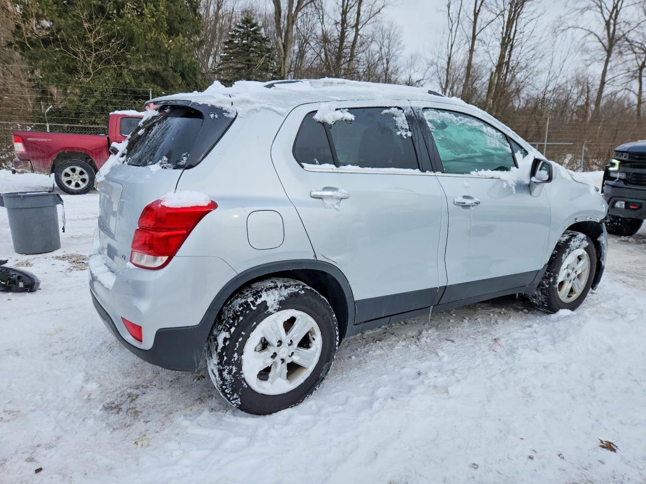 2020 CHEVROLET TRAX 1LT photo 3