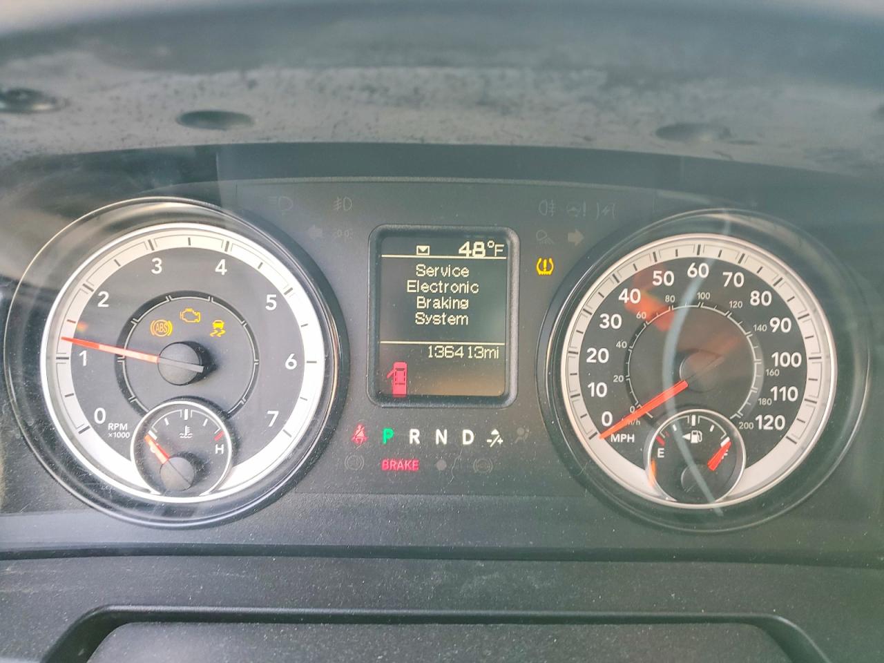 2017 RAM 1500 ST photo 9