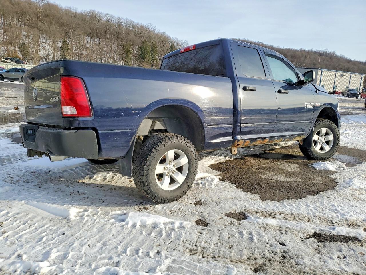 2017 RAM 1500 ST photo 3